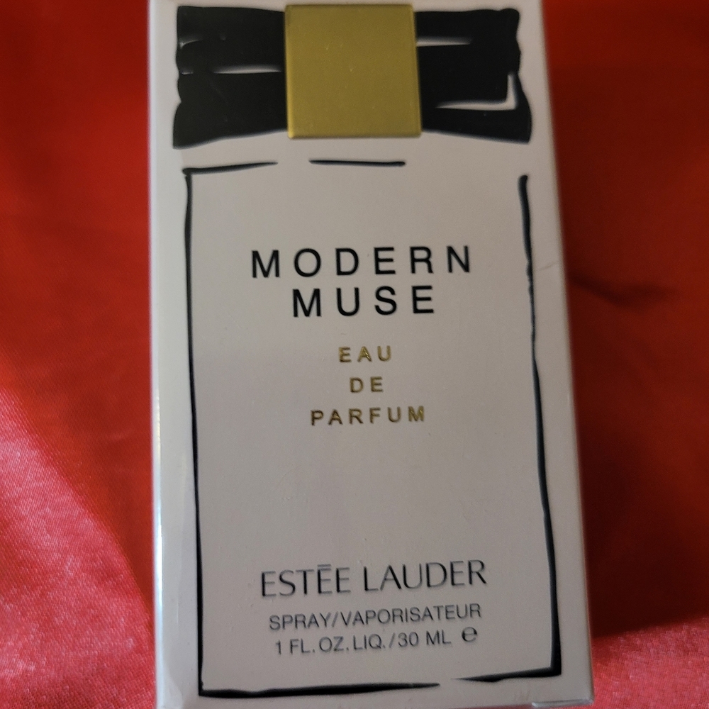 Estee Lauder Modern Muse